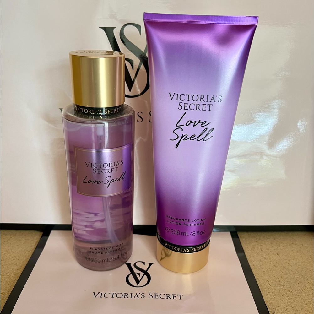 Victoria’s Secret Love Spell Mist & Lotion 236 ml. Brand new & sealed